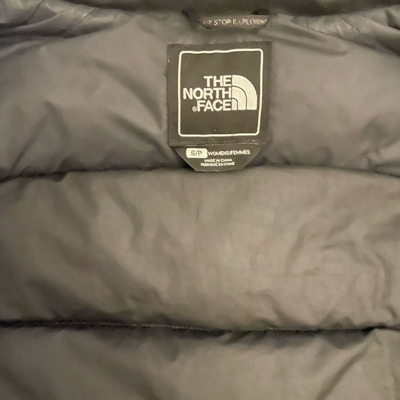 The North Face Nuptse Down Coat - Picture 5 of 5